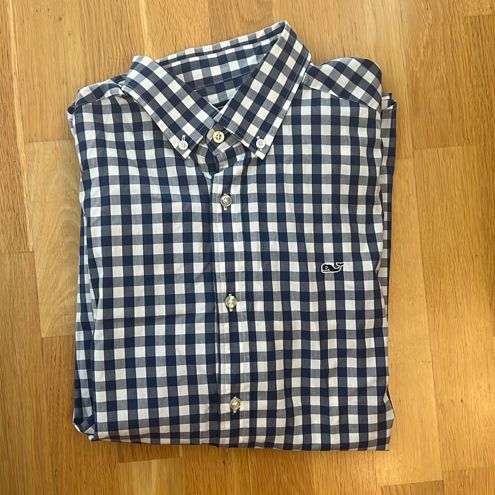 Like new Blue & White Vineyard Vines Whale Shirt Size L
